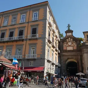 Apartment Piazza Dante 22, Naples