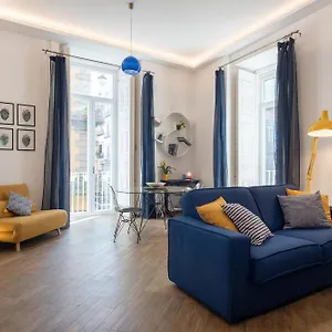 Apartment La Casa Blu A Toledo Di Alberto, Naples