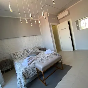 Pensión Spiderrooms, Nápoles