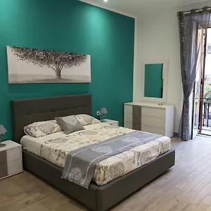 Apartment Dormire A Centro House Casa, Naples